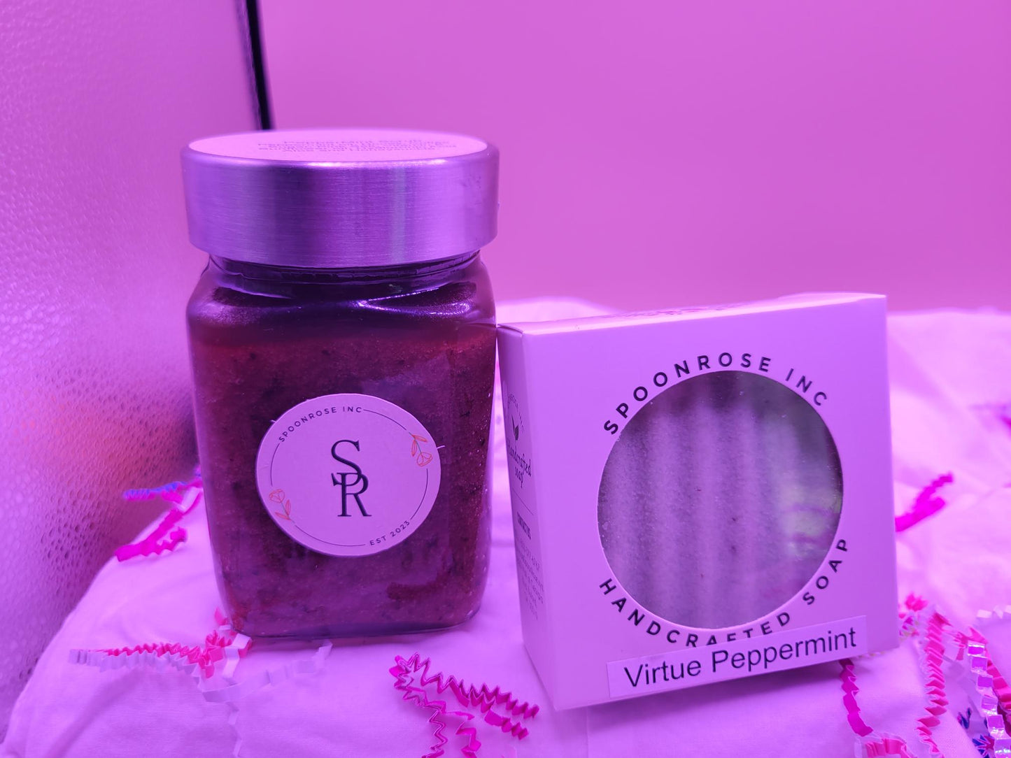 Peppermint honey and coffee wet  scrub